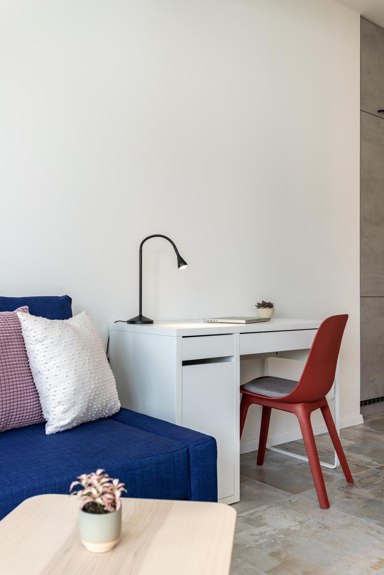 Fully Equipped Apartments With Terraces, Free Garage Parking, Netflix & Ac - By Apartmany Slapanice Cz Esterno foto